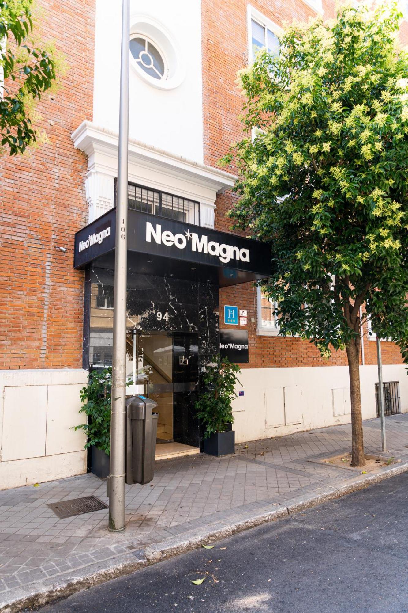 Hotel Neomagna Madrid Exteriér fotografie